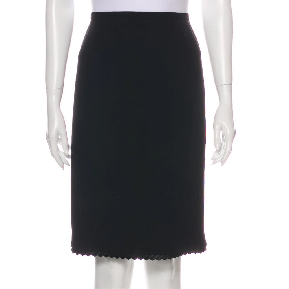 Escada women black wool pencil skirt with embellished hem workwear‎